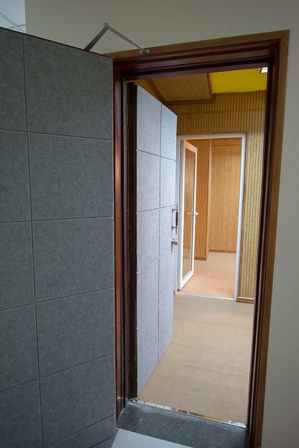 Phòng thu âm Cửa cách âm phòng thu