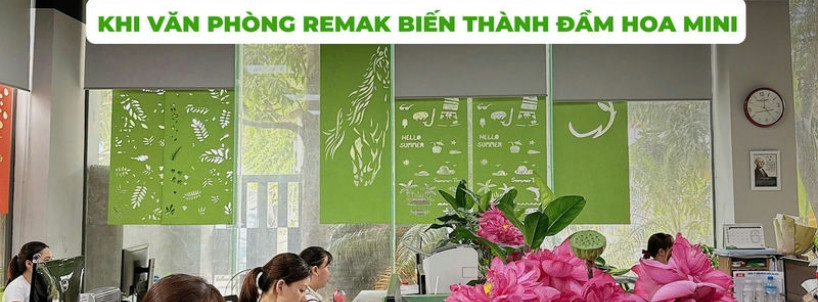 Chill Cùng Sen Giữa Mùa Cao Điểm Giao Hàng – Khi Văn Phòng Remak Biến Thành Đầm Hoa Mini