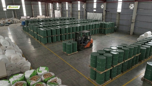 Keo Dán PE Foam, Keo Nhiệt Bồi PE, Keo Gốc Nước Bồi PE – Keo Nước Chuyên Dụng Cho Máy Tráng Keo Công Nghiệp 1