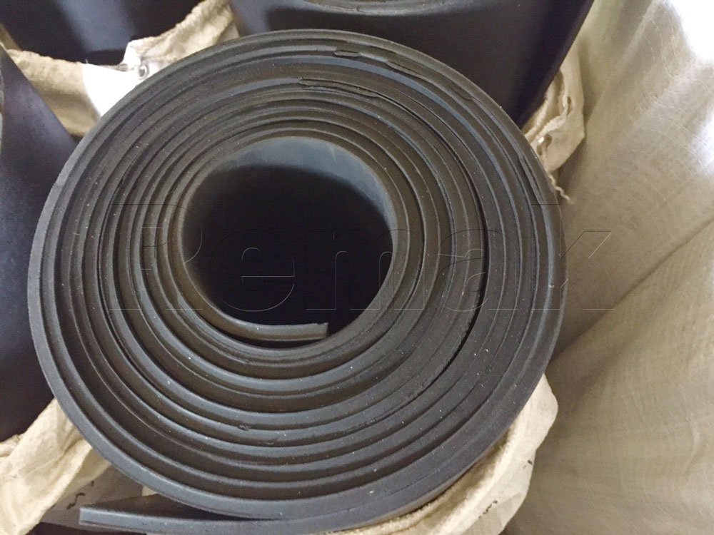 Sản phẩm được phân loại theo tính chất và thành phần nguyên liệu.